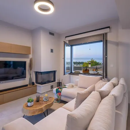 Leon Luxury In Rethymno *